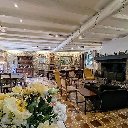 Ferme De Charme Avec Piscine Et Tennis Prives - Fr-1-582-496 Bed & Breakfast *