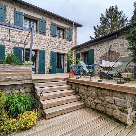 Ferme De Charme Avec Piscine Et Tennis Prives - Fr-1-582-496 * Saint-Romain-Lachalm